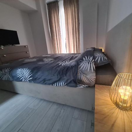 Apartament Moghioros Park Residence Dum1 Boekarest Buitenkant foto