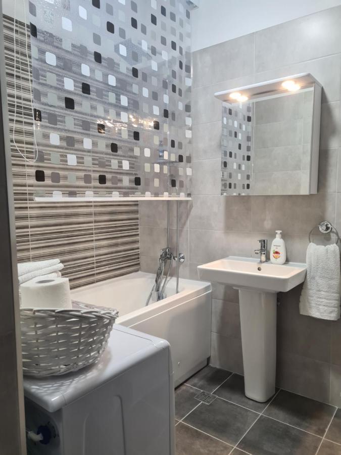 Apartament Moghioros Park Residence Dum1 Boekarest Buitenkant foto
